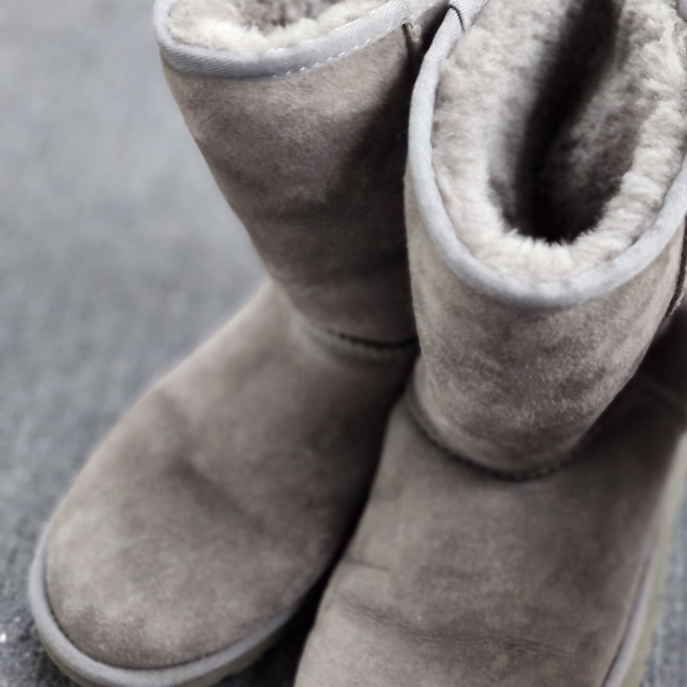UGG Women's Gray Winter Boots
